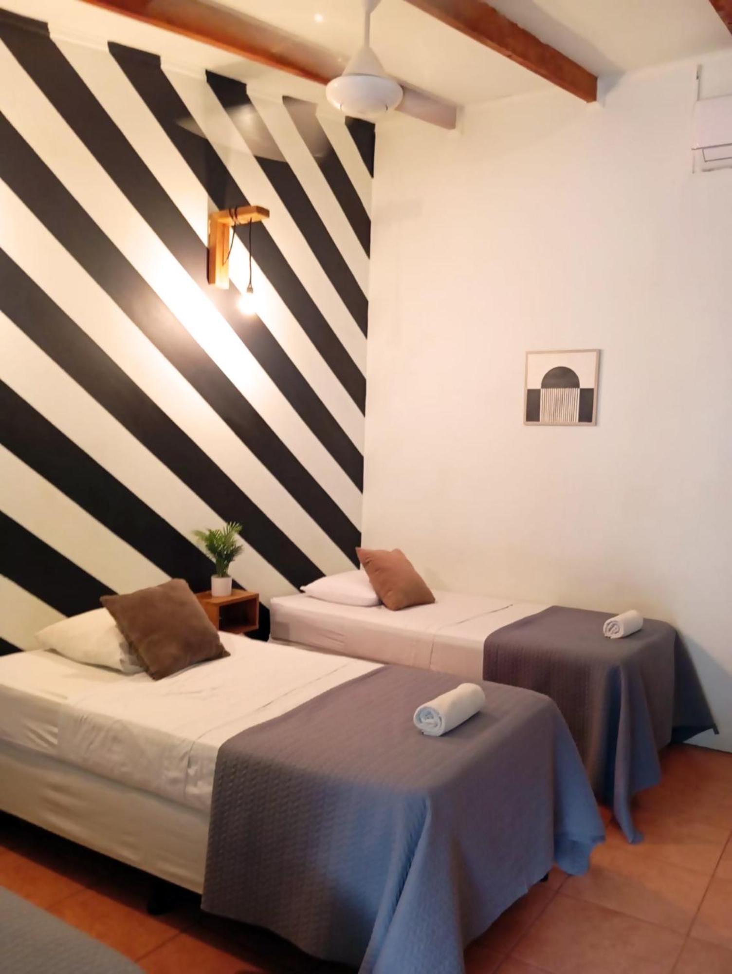 Hotel Point Break Santa Teresa *