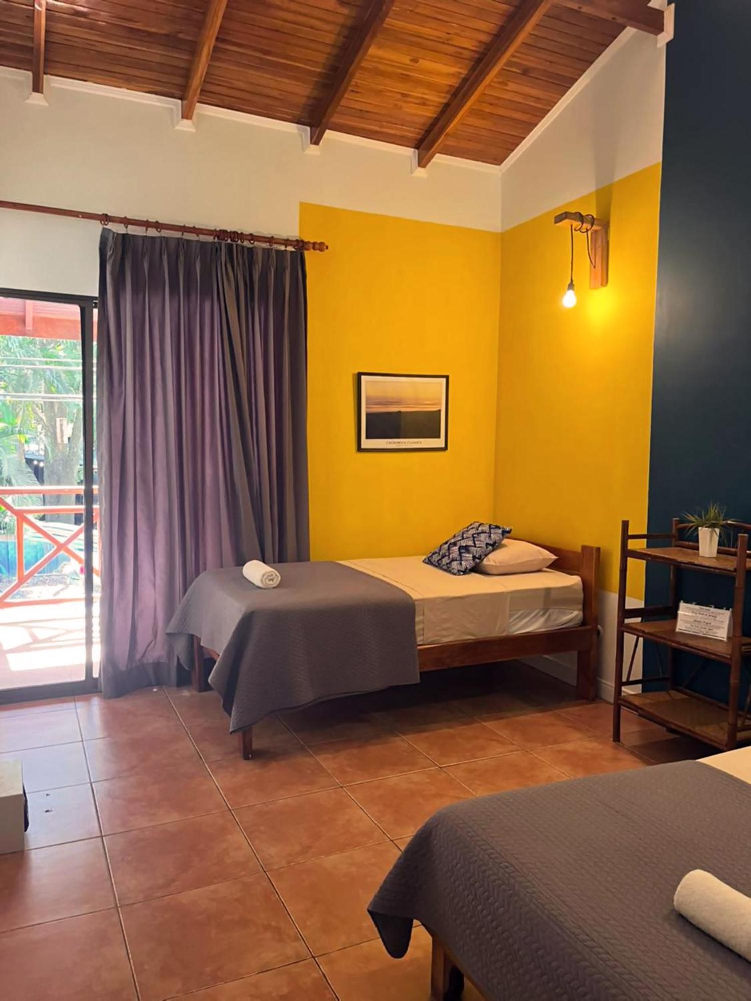 Hotel Point Break Santa Teresa